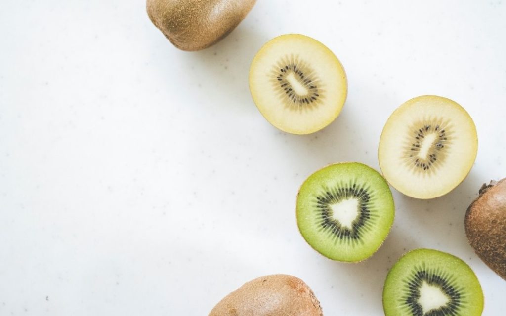 Which Is Better, Green Or Gold Kiwi